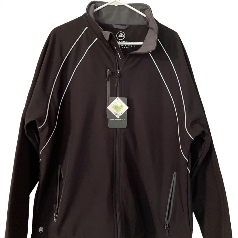 Mens NWT Stormtech Jacket size XL